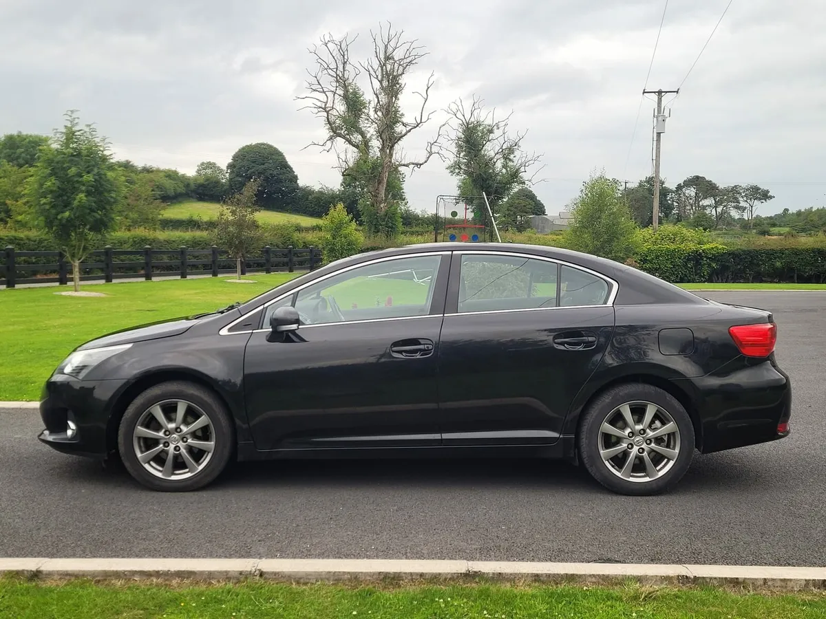 Toyota avensis 2litre 2.0 D4D - Image 3