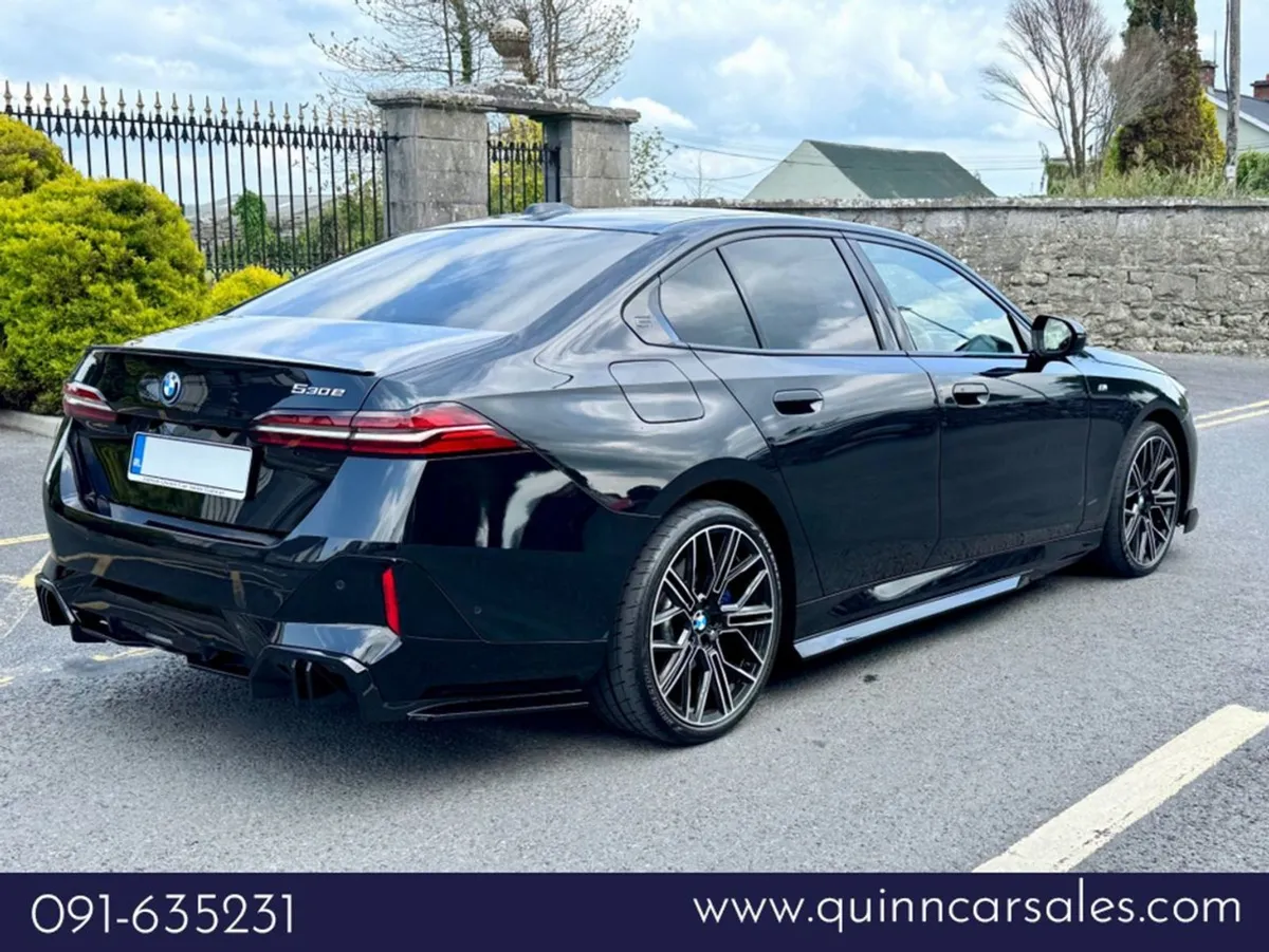 BMW 5 Series 530e M-sport Auto full M-performance - Image 3