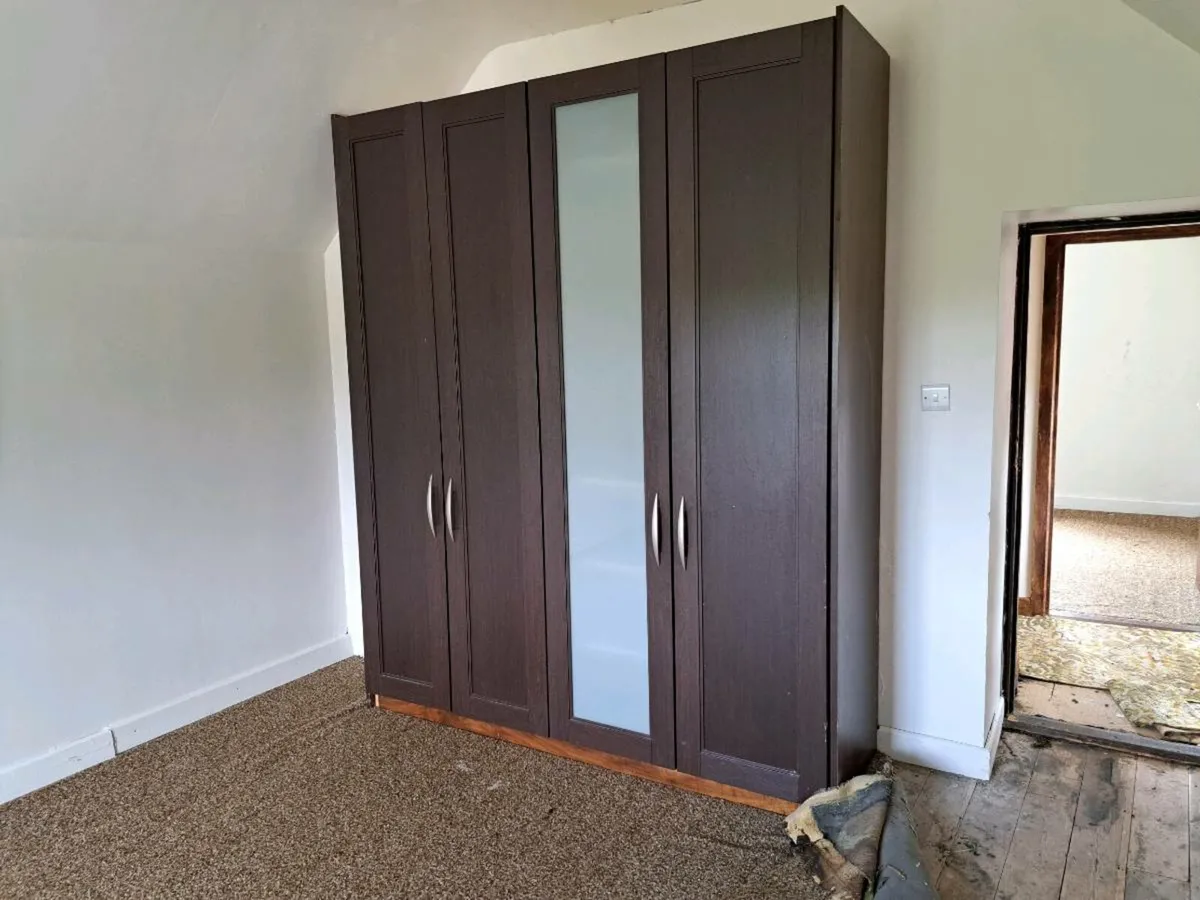 Wardrobes - Image 3