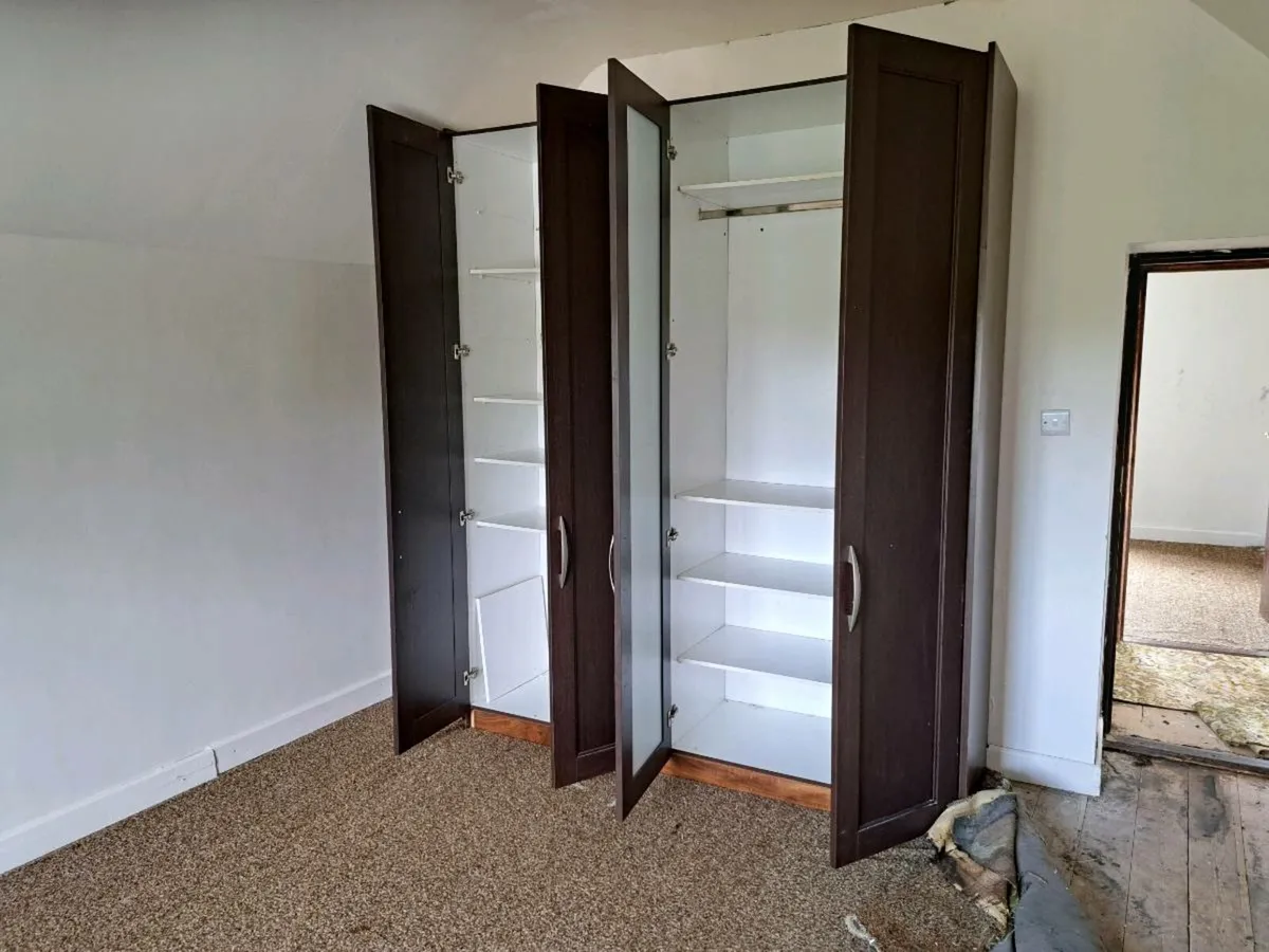 Wardrobes - Image 4