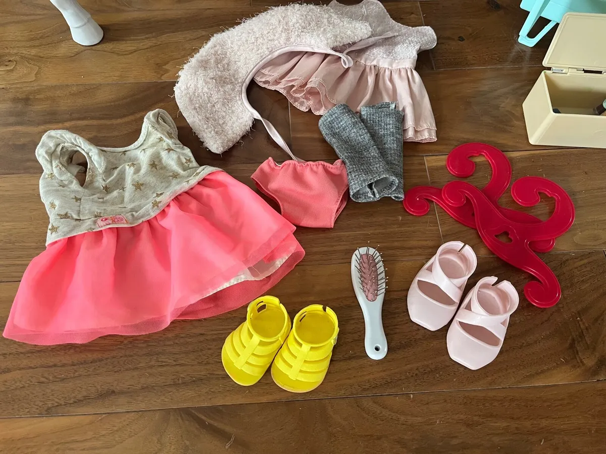 Toys - Image 3