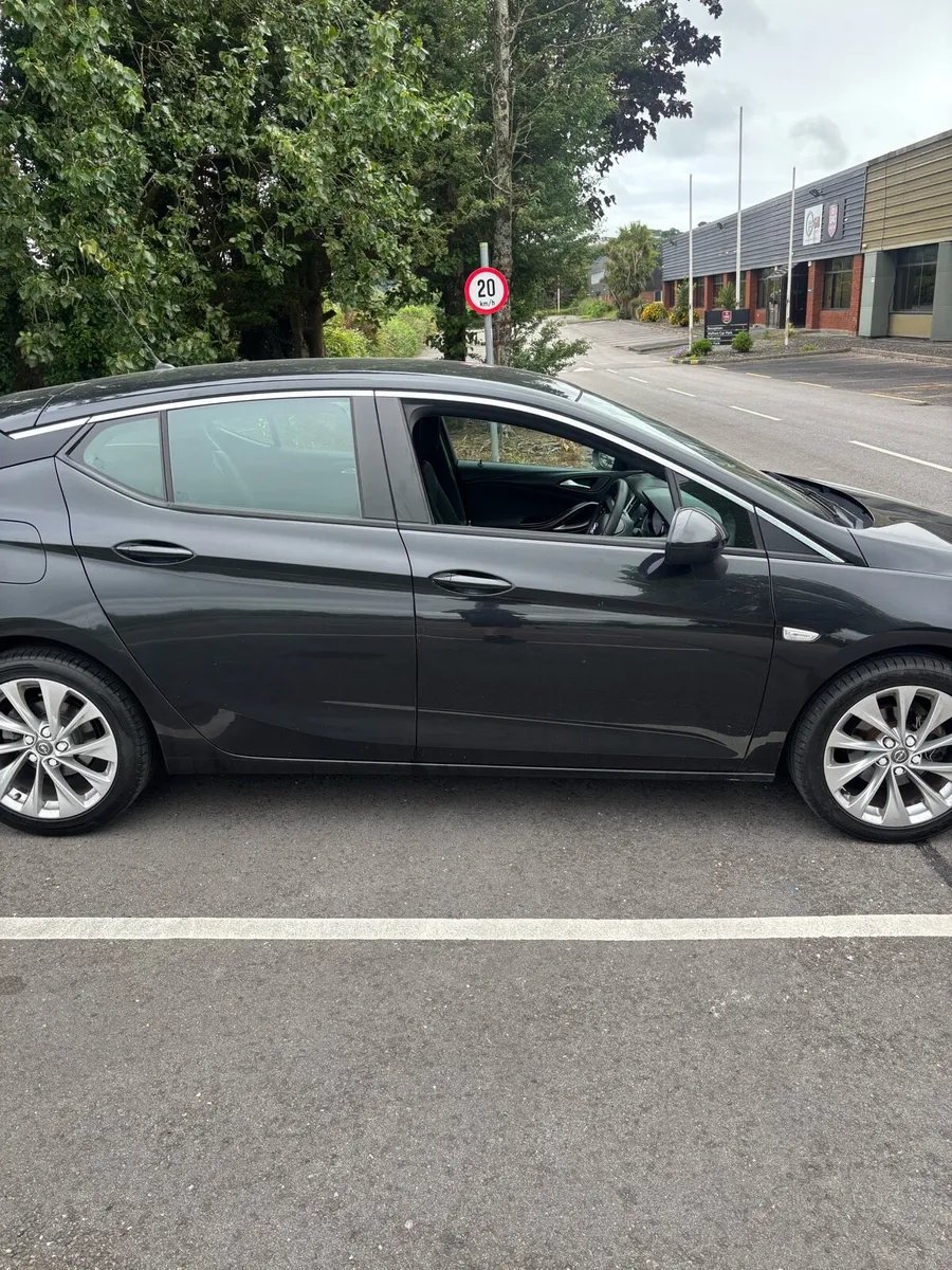 Opel Astra auto - Image 3