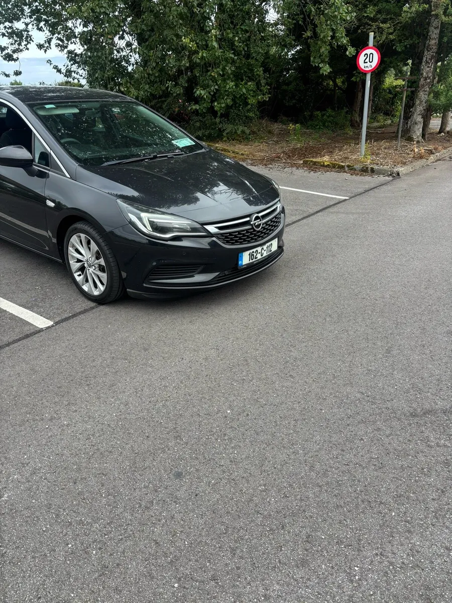 Opel Astra auto - Image 4