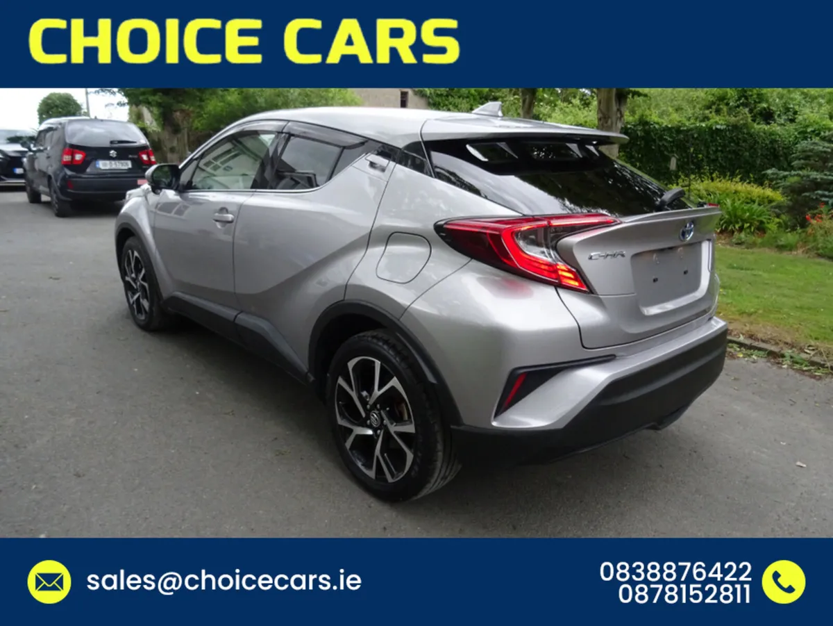 Toyota C-HR 1.8 AUTO HYBRID TOP SPEC - Image 4