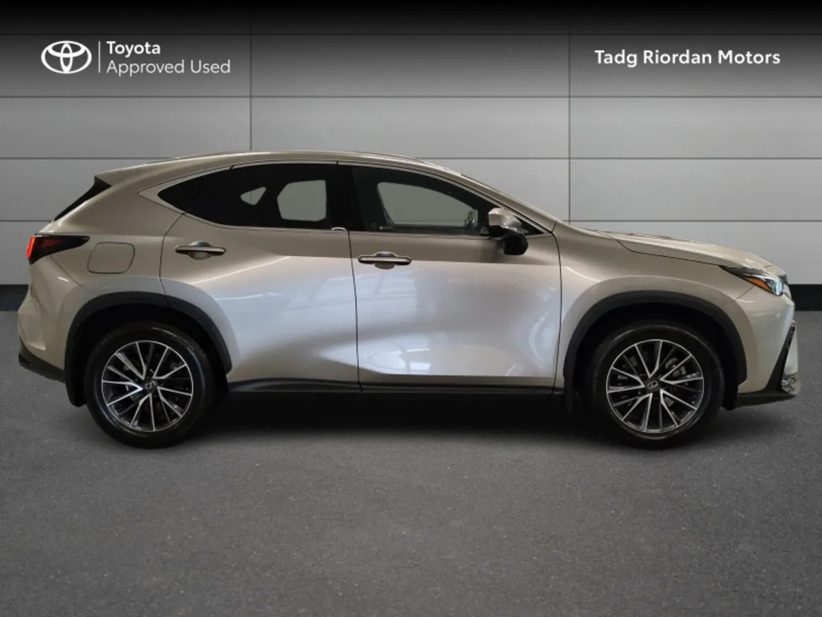 Lexus NX Executive AWD - Image 3