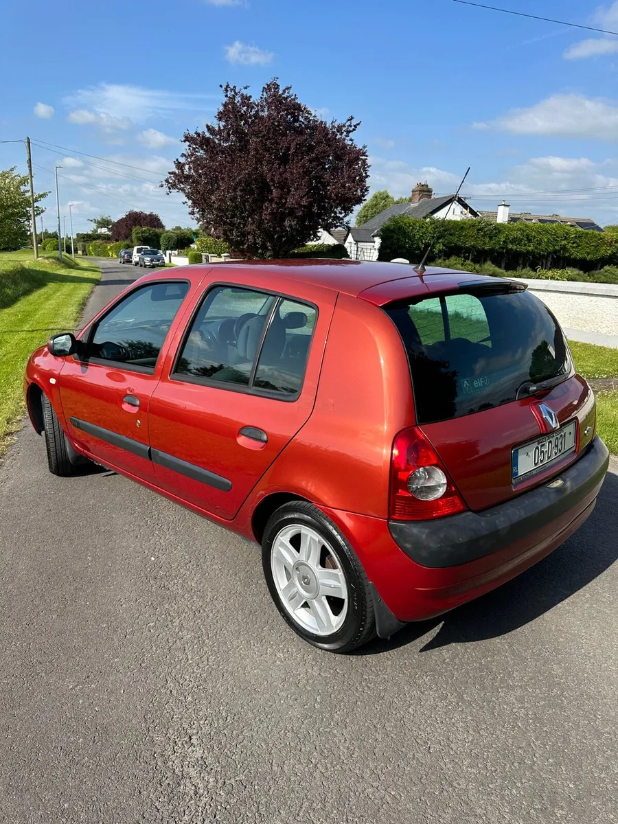 Renault Clio - Image 4