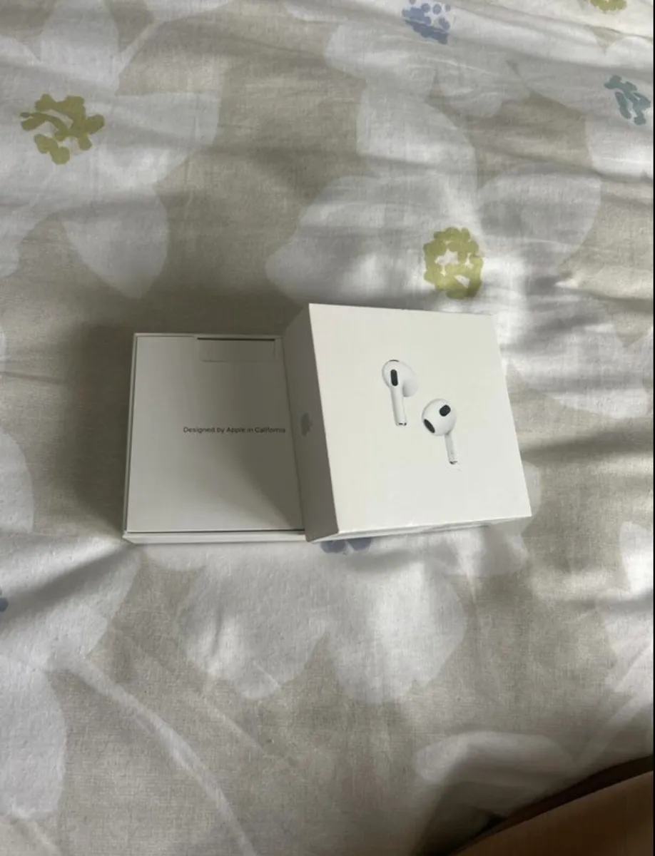 Apple AirPods 3rd generation BOX ONLY - Image 2