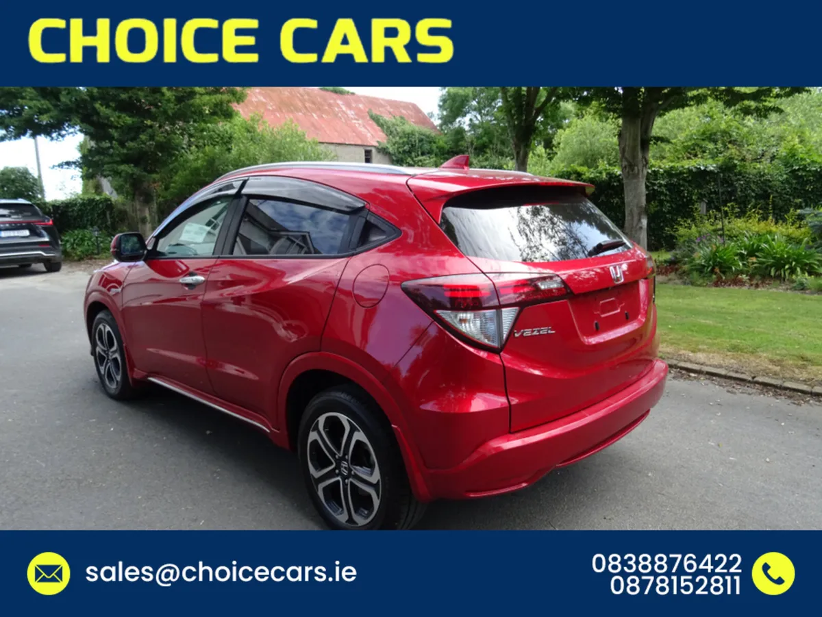 Honda Vezel 1.5 AUTO HYBRID TOP SPEC - Image 4