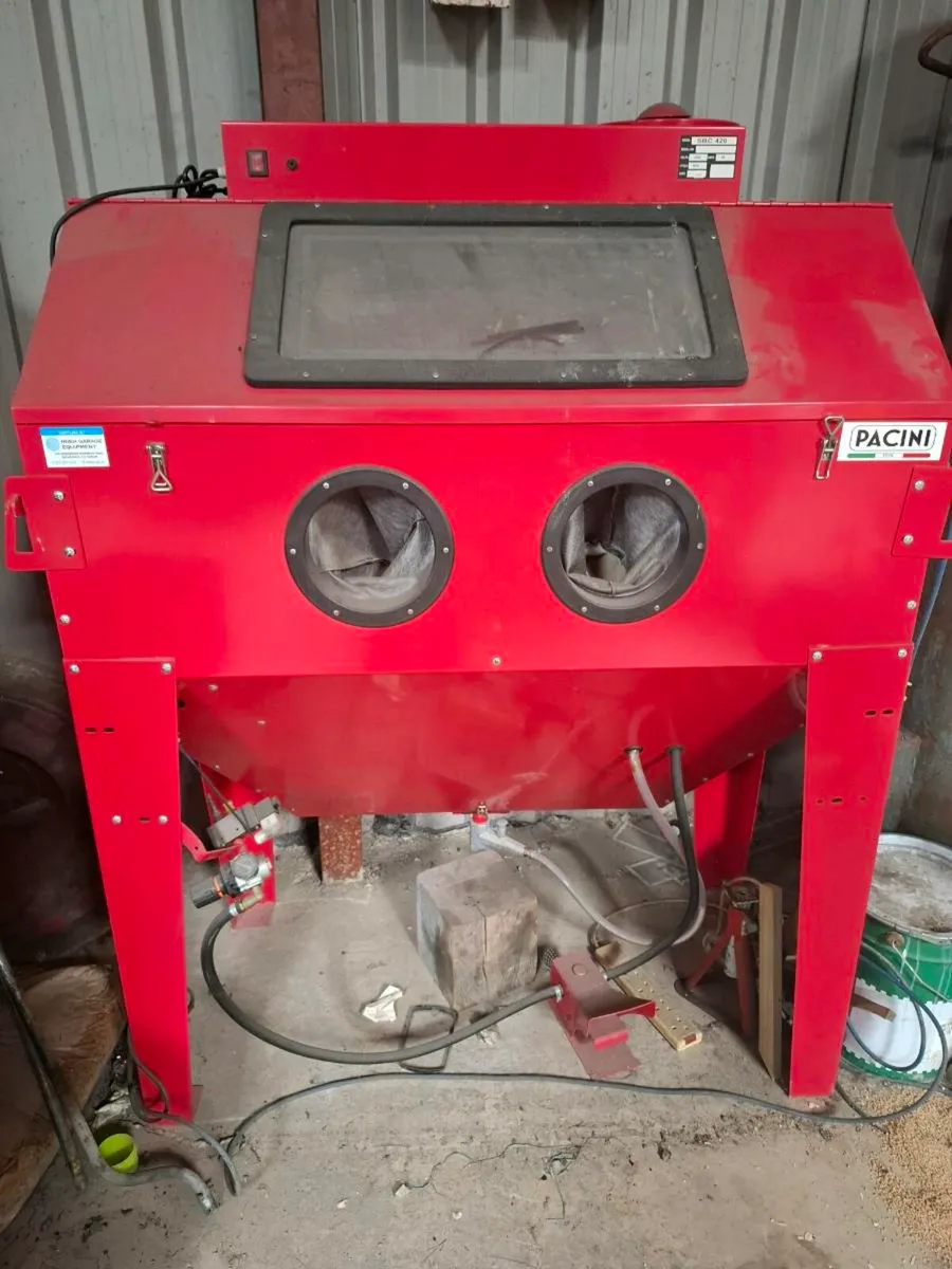 Sandblasting cabinet - Image 4