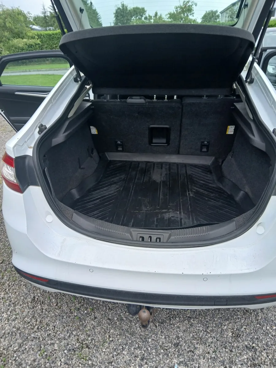Ford Mondeo 2015 - Image 2