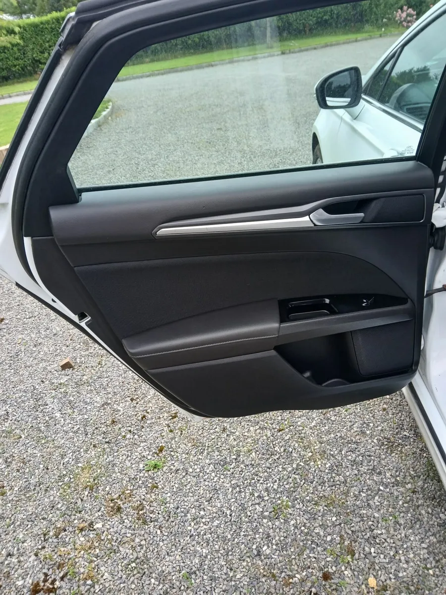 Ford Mondeo 2015 - Image 4