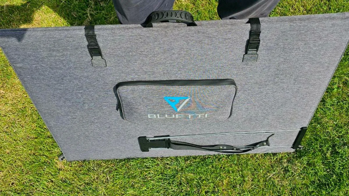 Bluetti solar panel, portable. 420W - Image 3