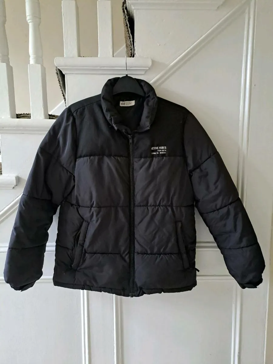 Puffer jacket size 10 to 11 years - Image 1