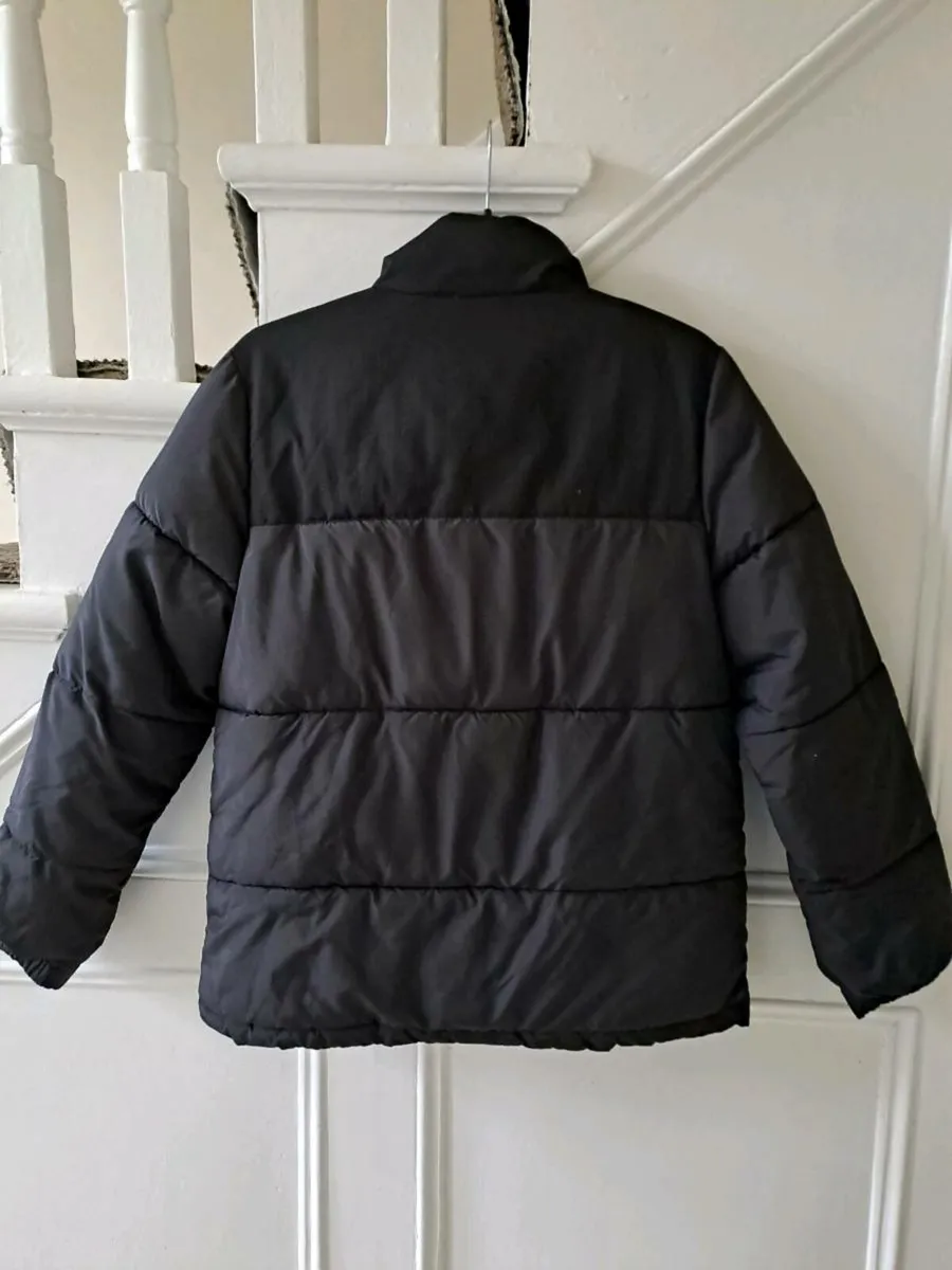 Puffer jacket size 10 to 11 years - Image 4