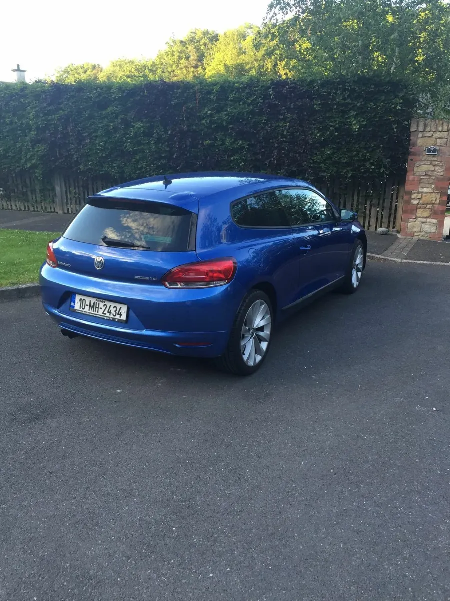 Volkswagen Scirocco 2010 - Image 2