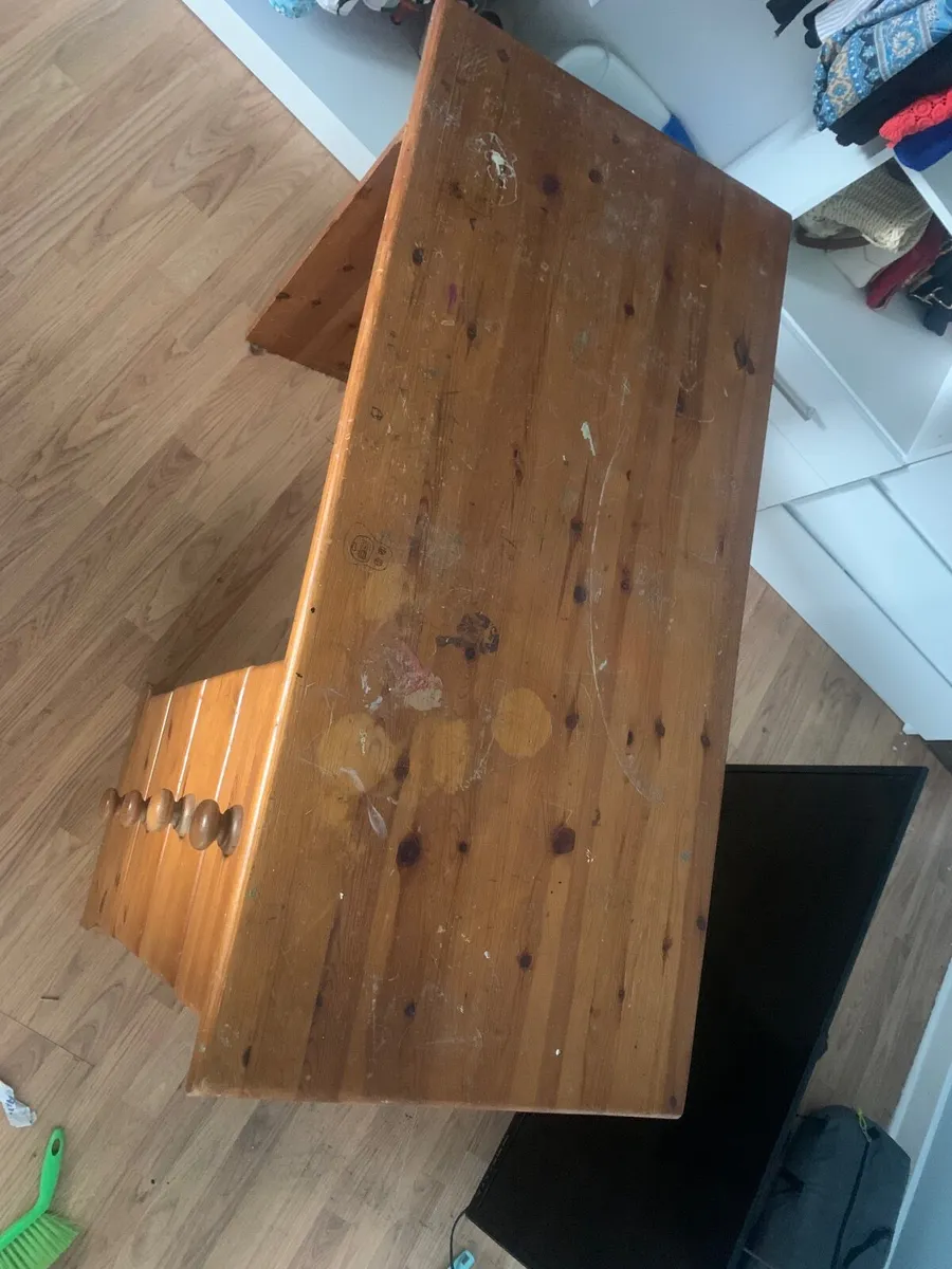 Desk - Image 2