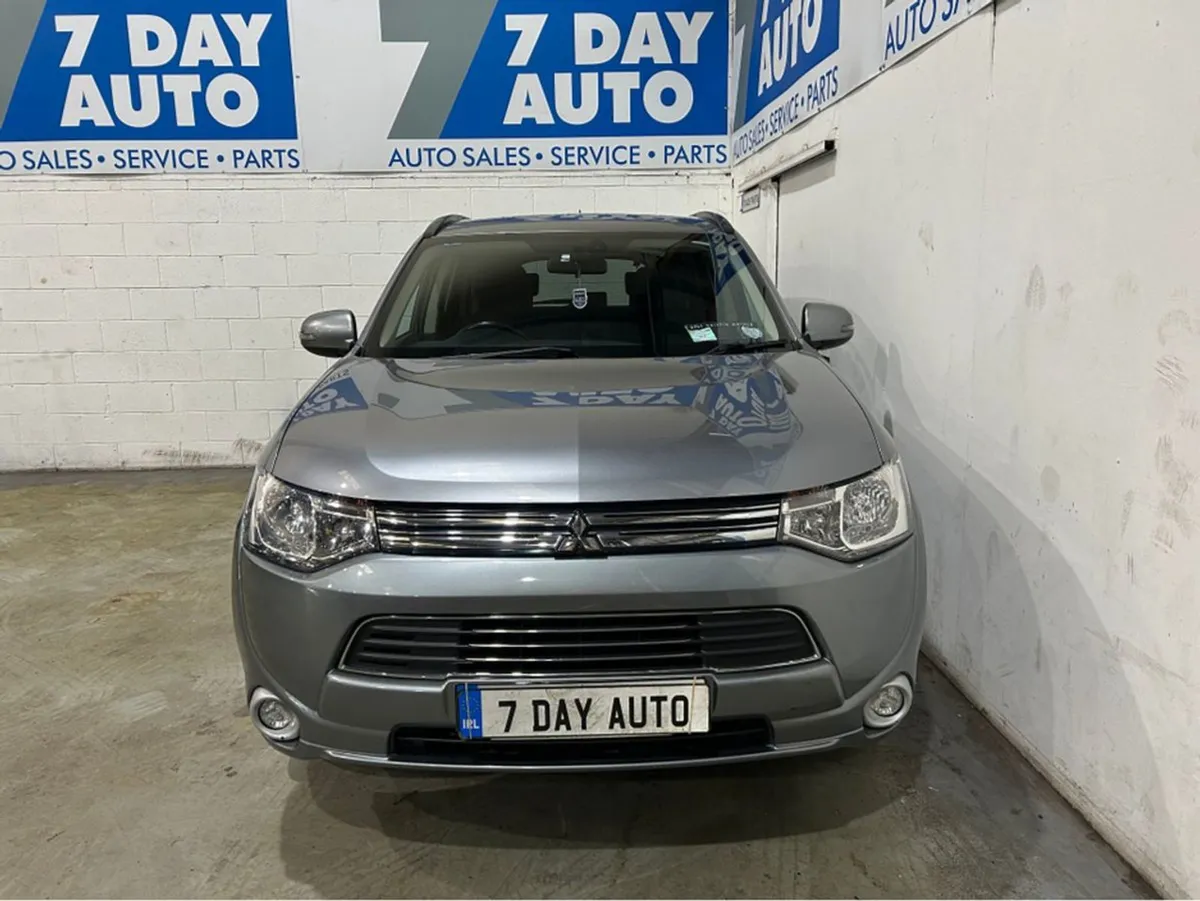 Mitsubishi Outlander 2.0 Gx3h Phev 160BHP 5DR Auto - Image 2