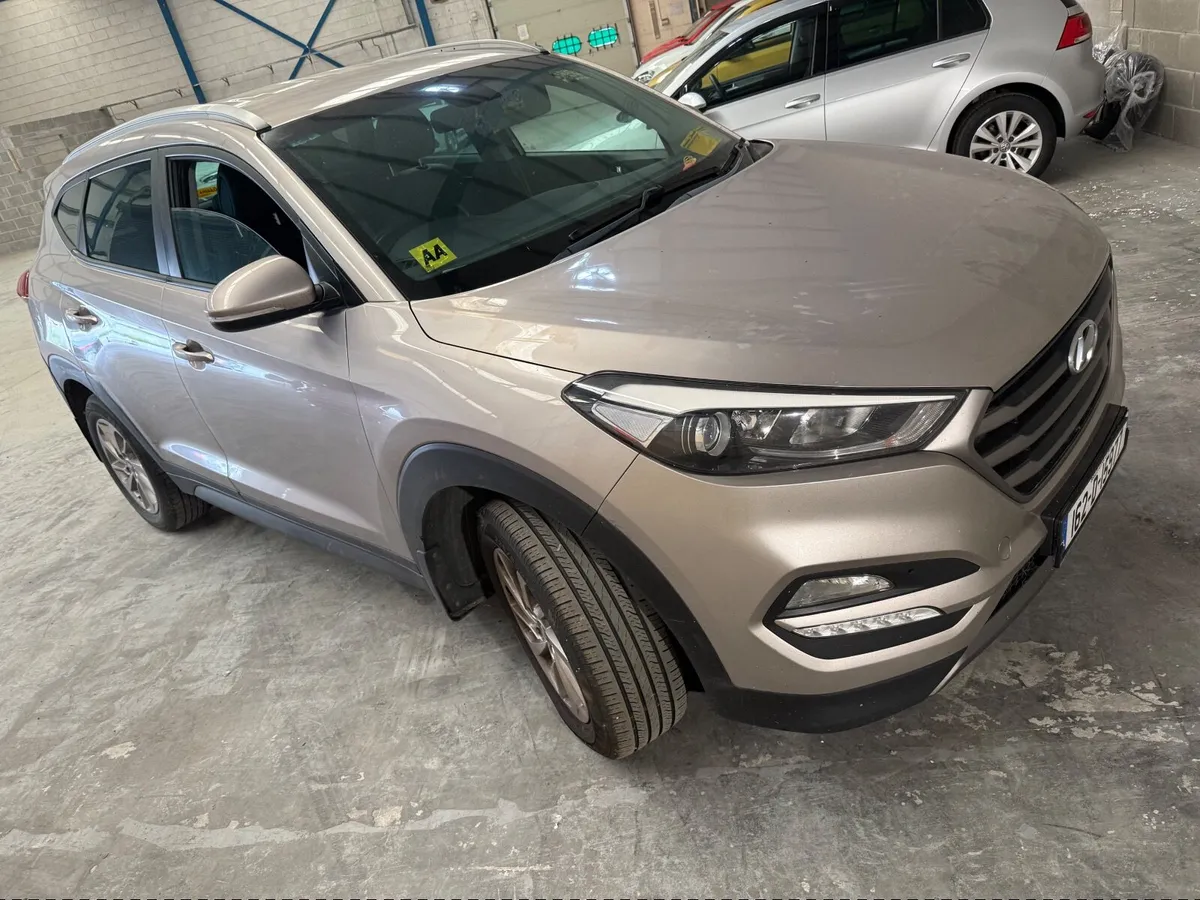 Hyundai tucson executive reverse camera heated sea - Image 2