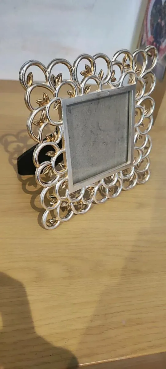 Photo frame - Image 1