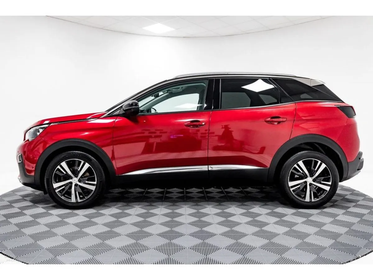 Peugeot 3008 Allure 1.5 Diesel 130HP - Image 4