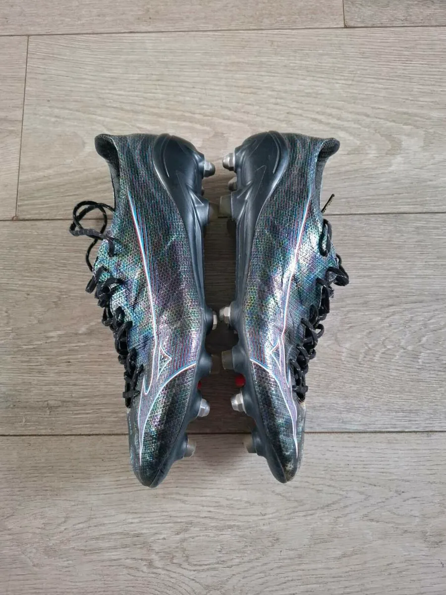 Mizuno Alpha - Image 2