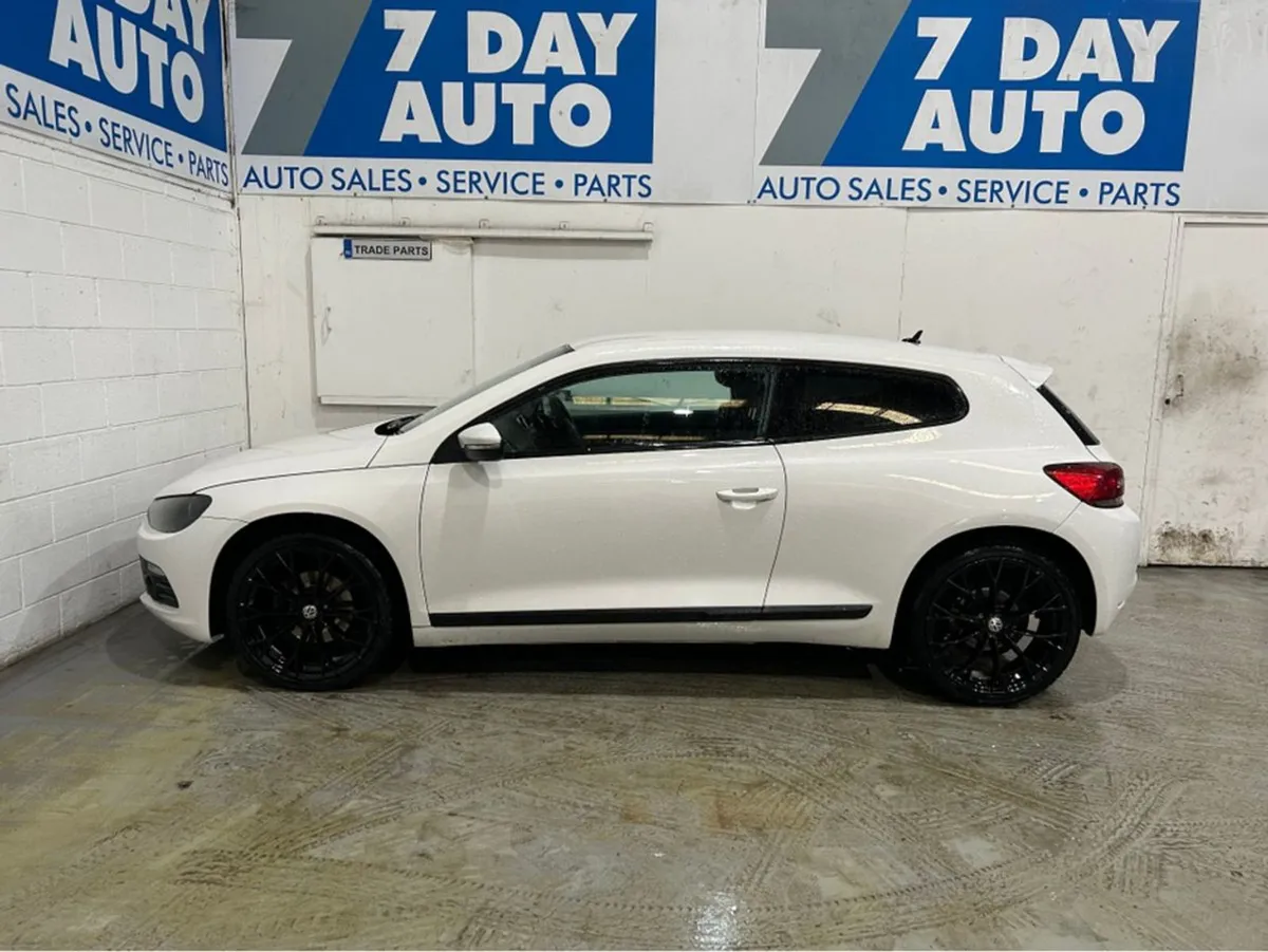 Volkswagen Scirocco 1.4 TSI Bluemotion 122BHP 2DR - Image 4