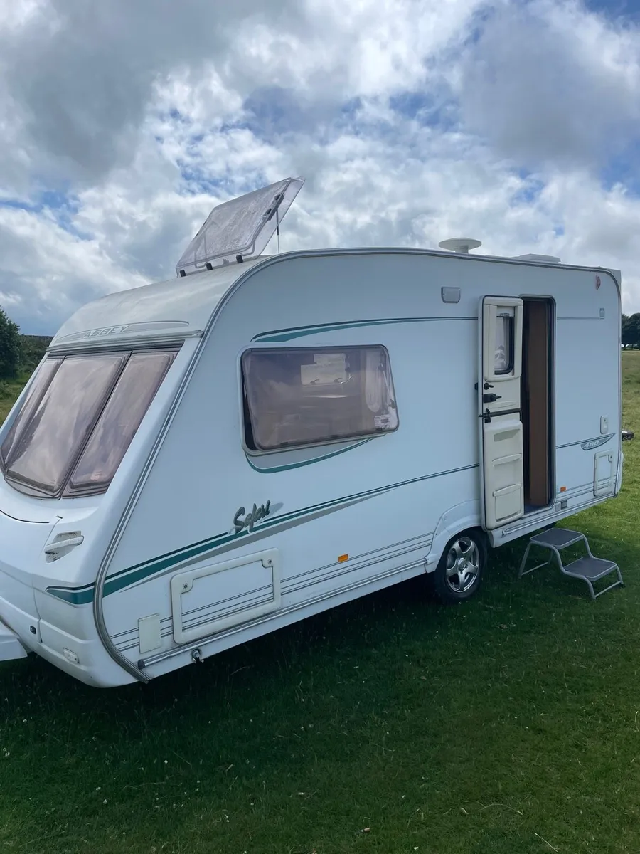 06 Abbey 2/3 berth - Image 1