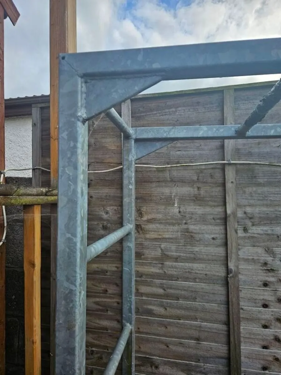 monkey bars - Image 2