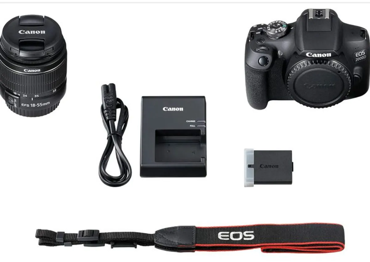 Canon EOS 2000D + EF-S 18-55mm III Lens - Easy-to-use DSLR Camera. Comes with memory card, tripod, carry case and guide book. - Image 4