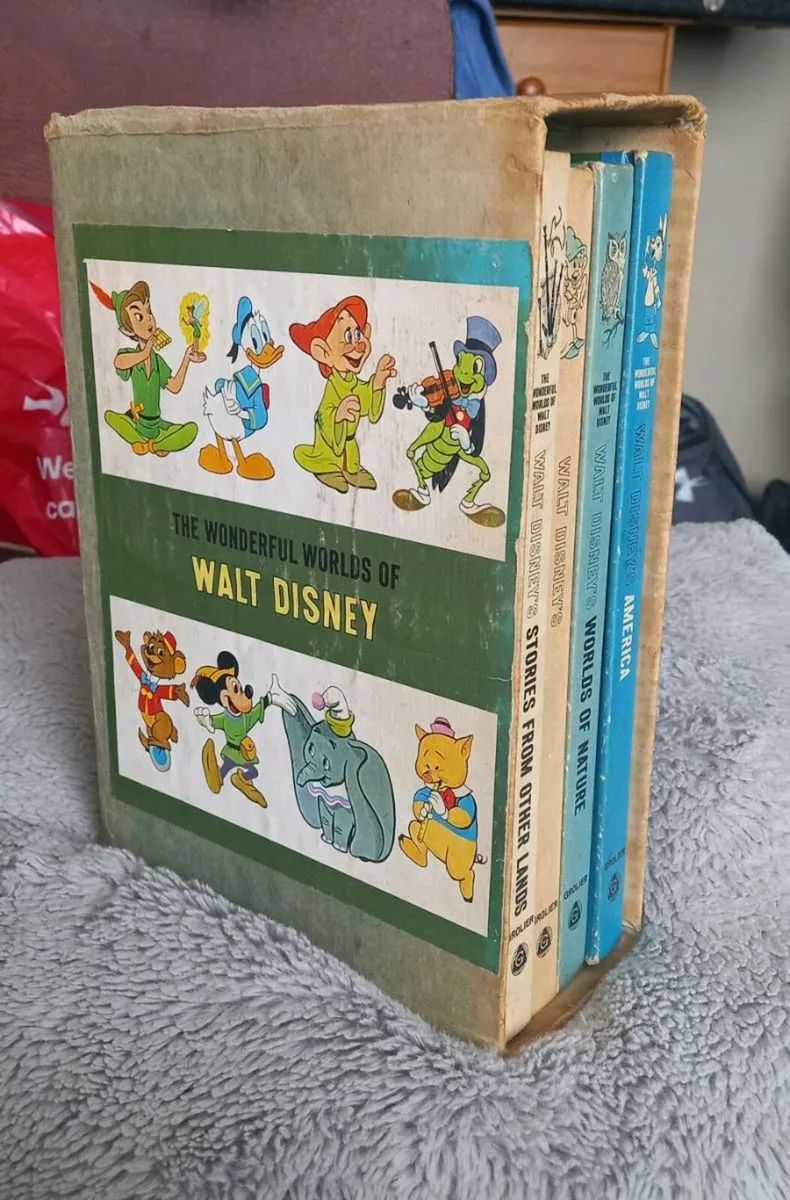 Vintage Walt Disney 4 Book Boxset complete set - Image 1
