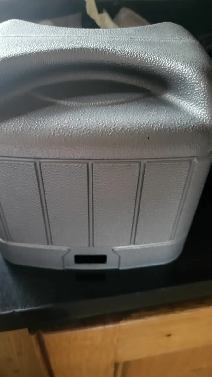 Coleman stove - Image 4