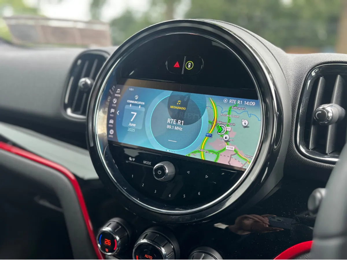 Mini Countryman SE SP39 4DR AUTO COOPER - Image 4