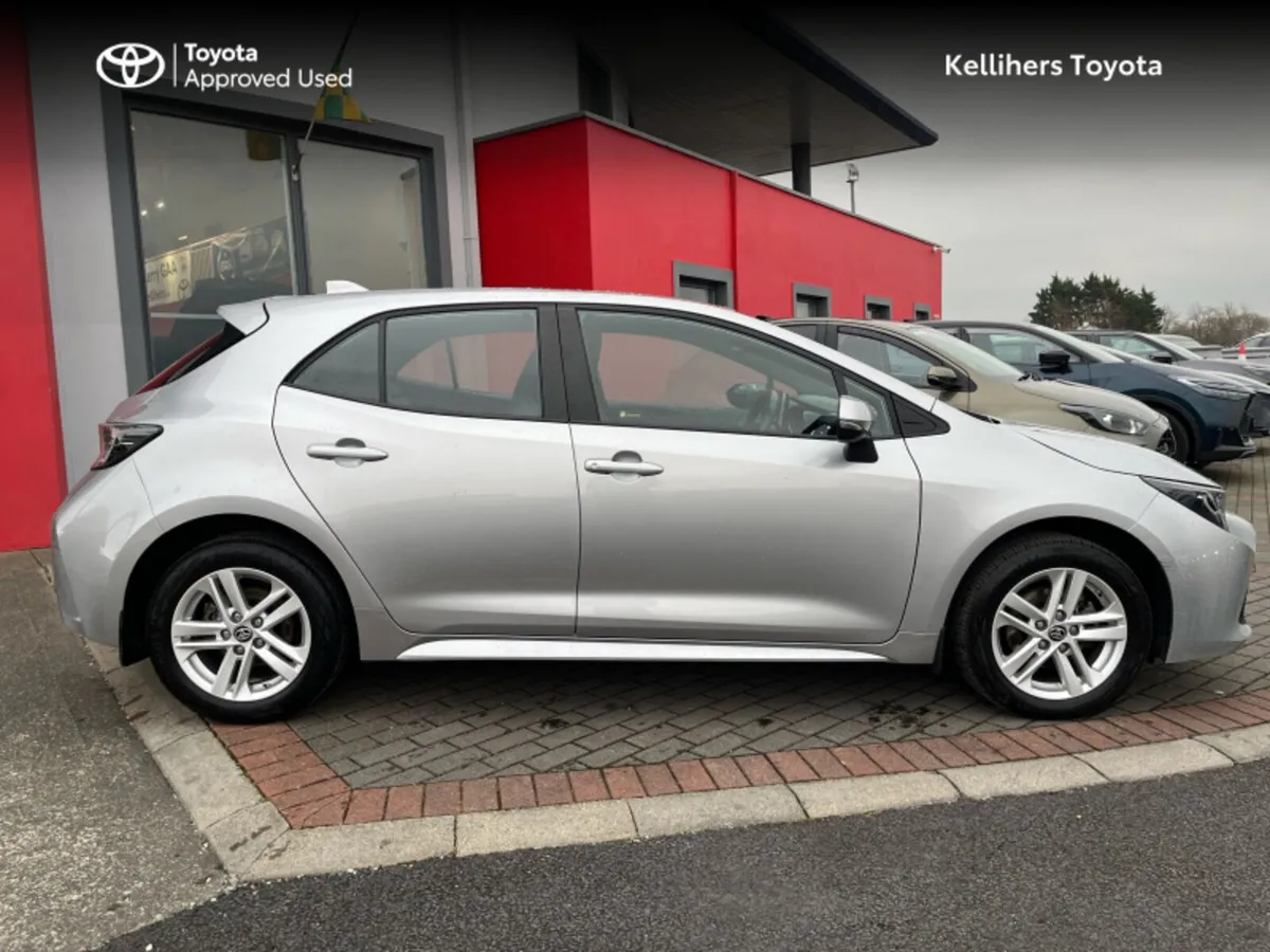 Toyota Corolla COROLLA HYBRID LUNA H/B - Image 3