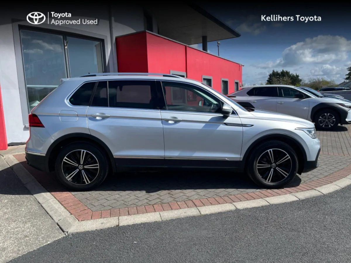 Volkswagen Tiguan LIFE 2.0 TDI D7F 150HP 5 5DR AUT - Image 3