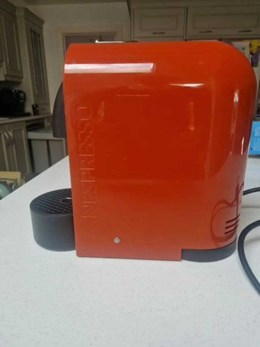 Nespresso Magimix Retro Orange - Image 4