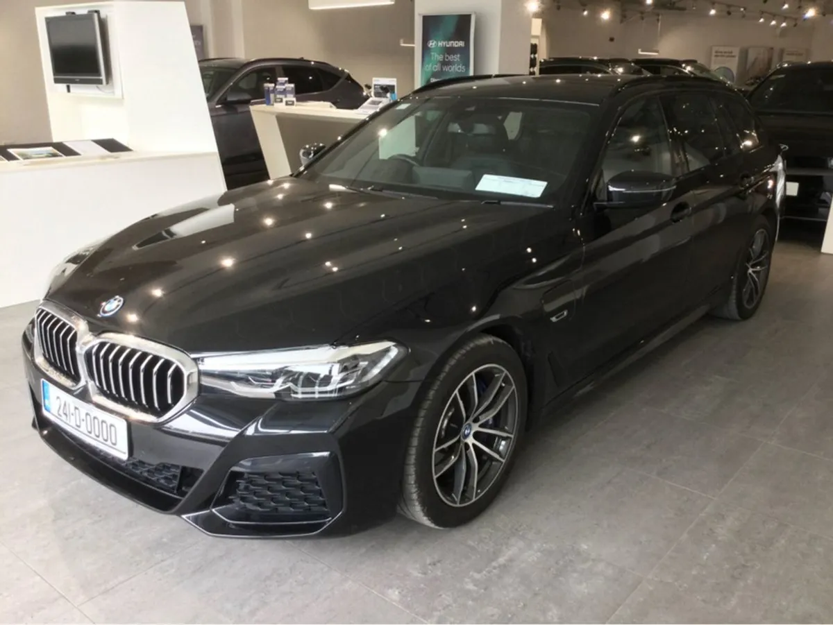BMW 5 Series 530e M Sport Estate - Image 4