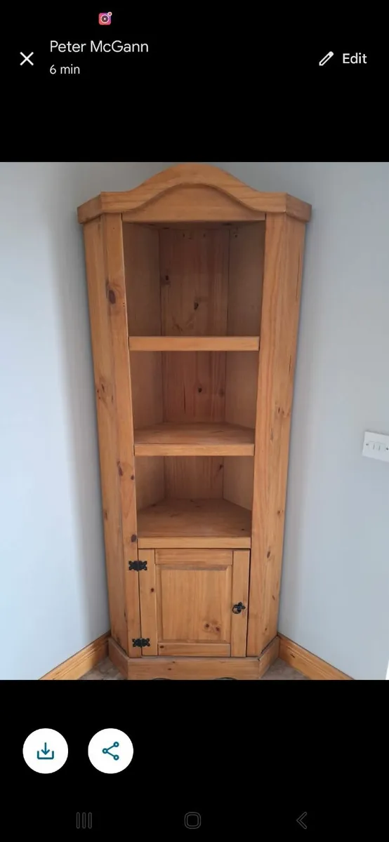 Oak kitchen dressers - Image 1