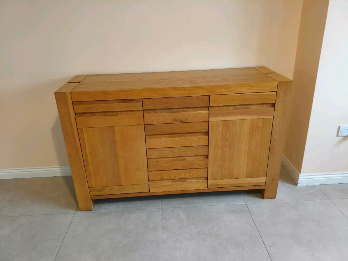 Oak Sideboard 2 doors with 3 drawers - Image 1