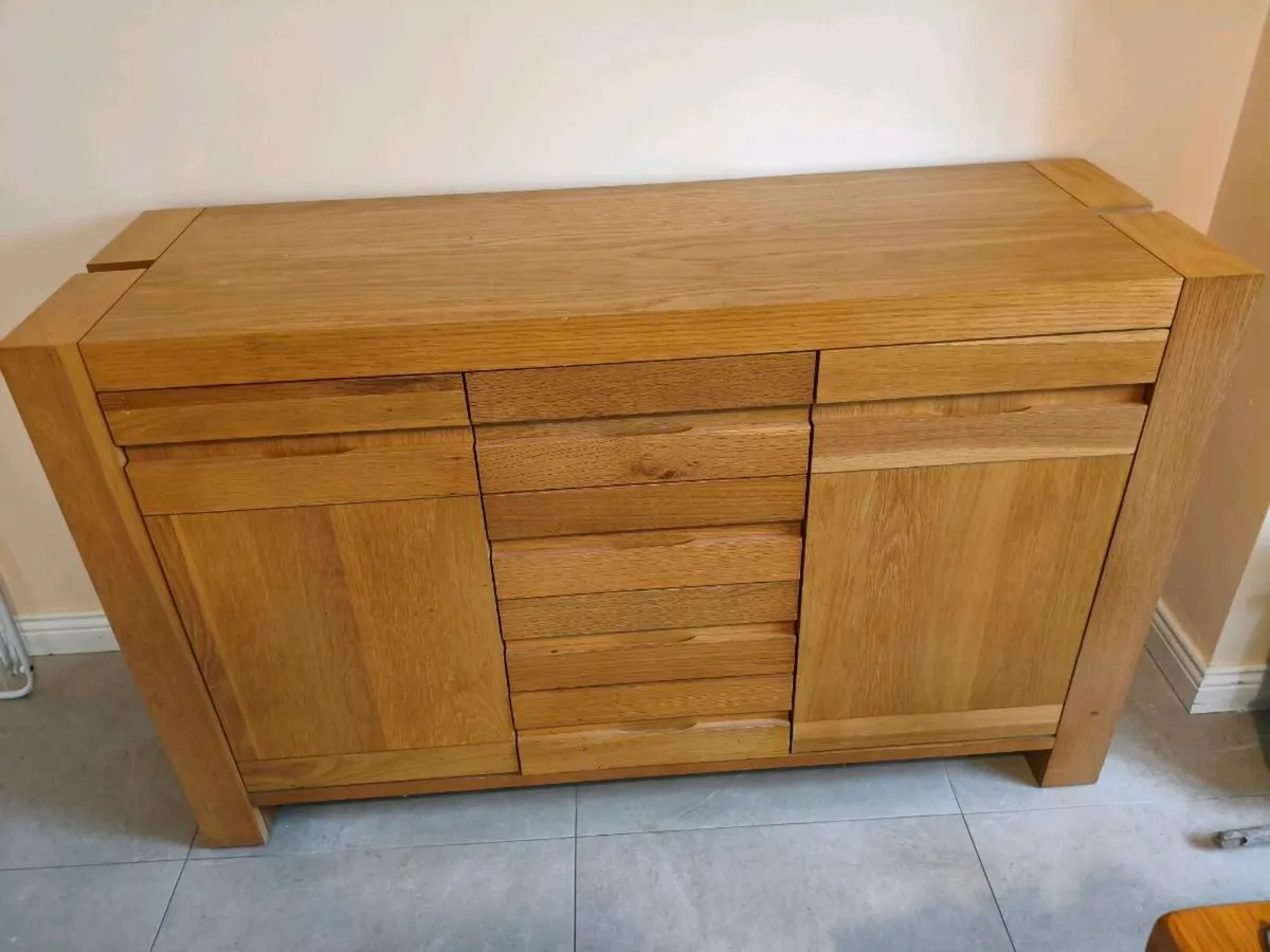 Oak Sideboard 2 doors with 3 drawers - Image 3