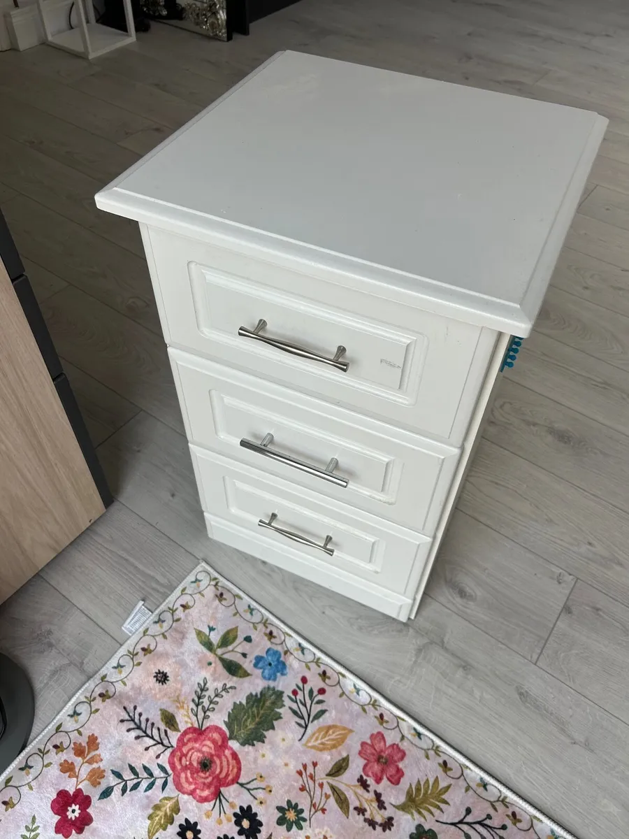 Bedside locker - Image 4