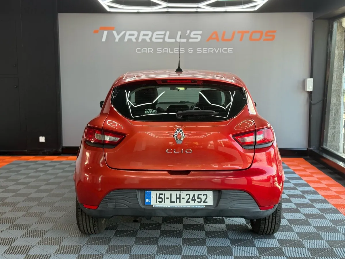 Renault Clio 1.2 "CAR OF THE WEEK €500 OFF" 2015 - Image 4