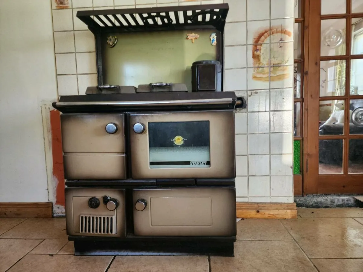 Stanley super star solid fuel cooker - Image 1