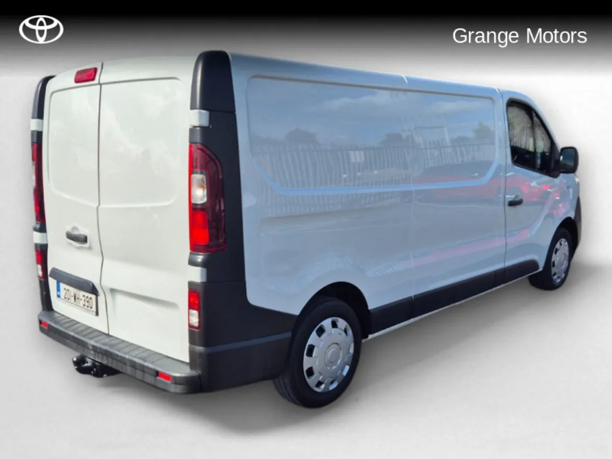 Nissan NV300 LWB 120BHP SV**V.A.T INVOICE AVAILABL - Image 3