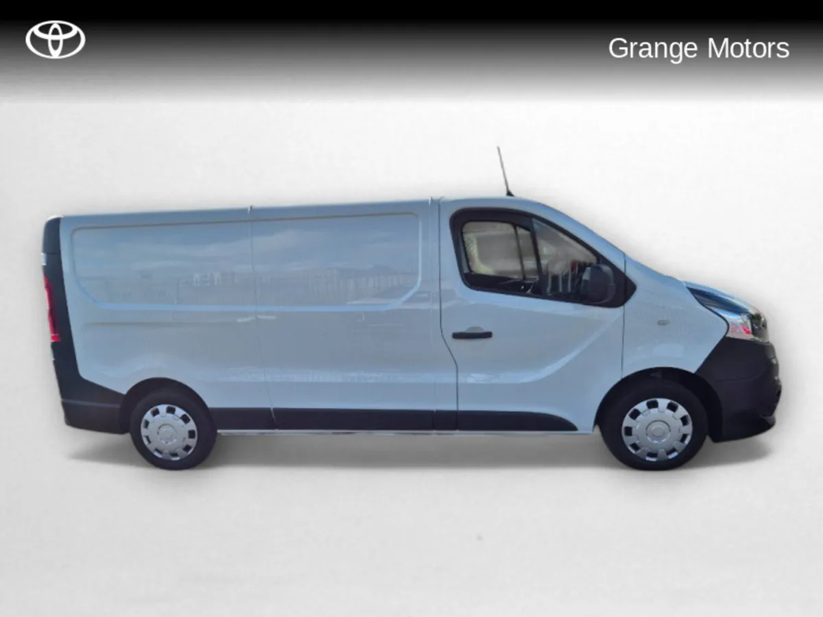 Nissan NV300 LWB 120BHP SV**V.A.T INVOICE AVAILABL - Image 4