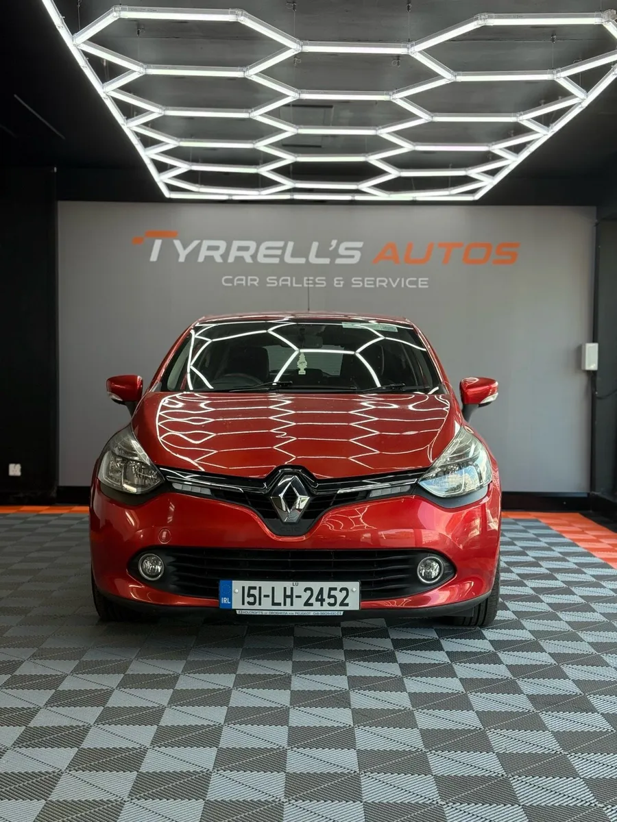 Renault Clio 1.2 "CAR OF THE WEEK €500 OFF" 2015 - Image 3