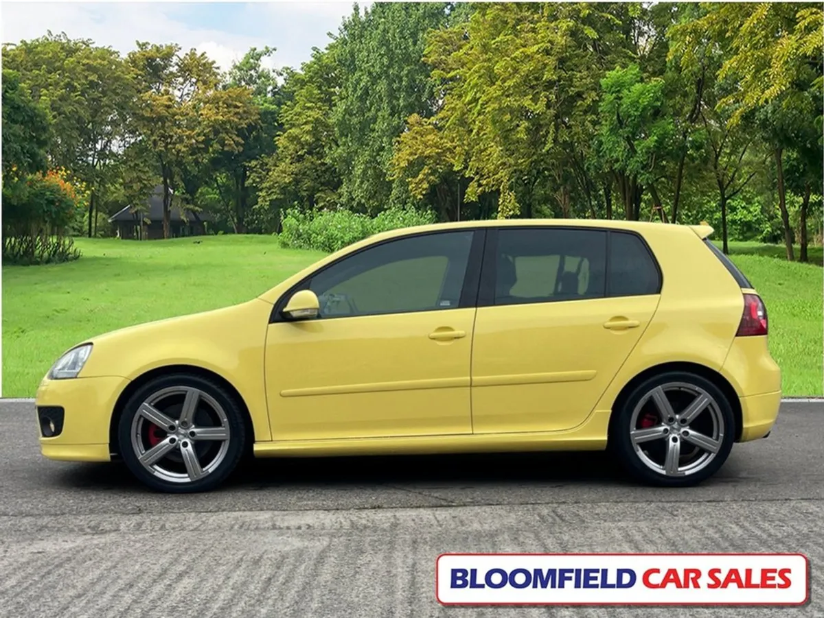 Volkswagen Golf Pirelli ED Gti. 2.0 Petrol// Low - Image 4