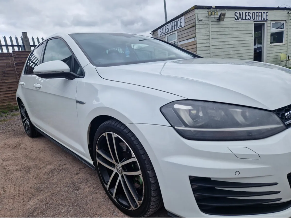 Volkswagen Golf 2.0 TDI GTD 184PS 5DR AUTO - Image 2