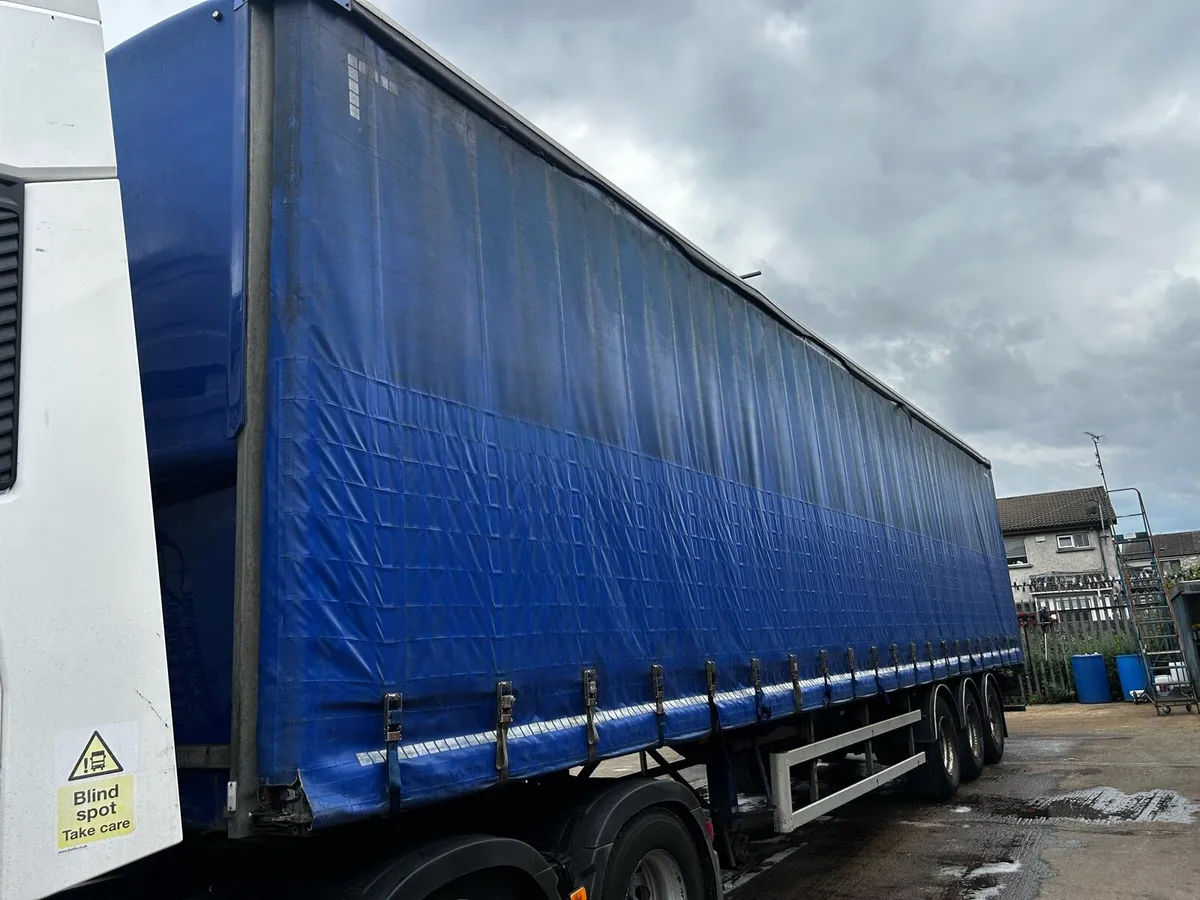 2014 4.5m Curtainside trailers - Image 3