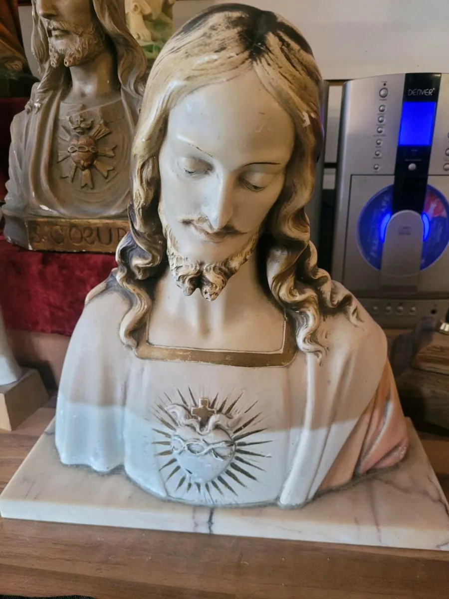 Holly statues  price from 10-50 eu. - Image 2