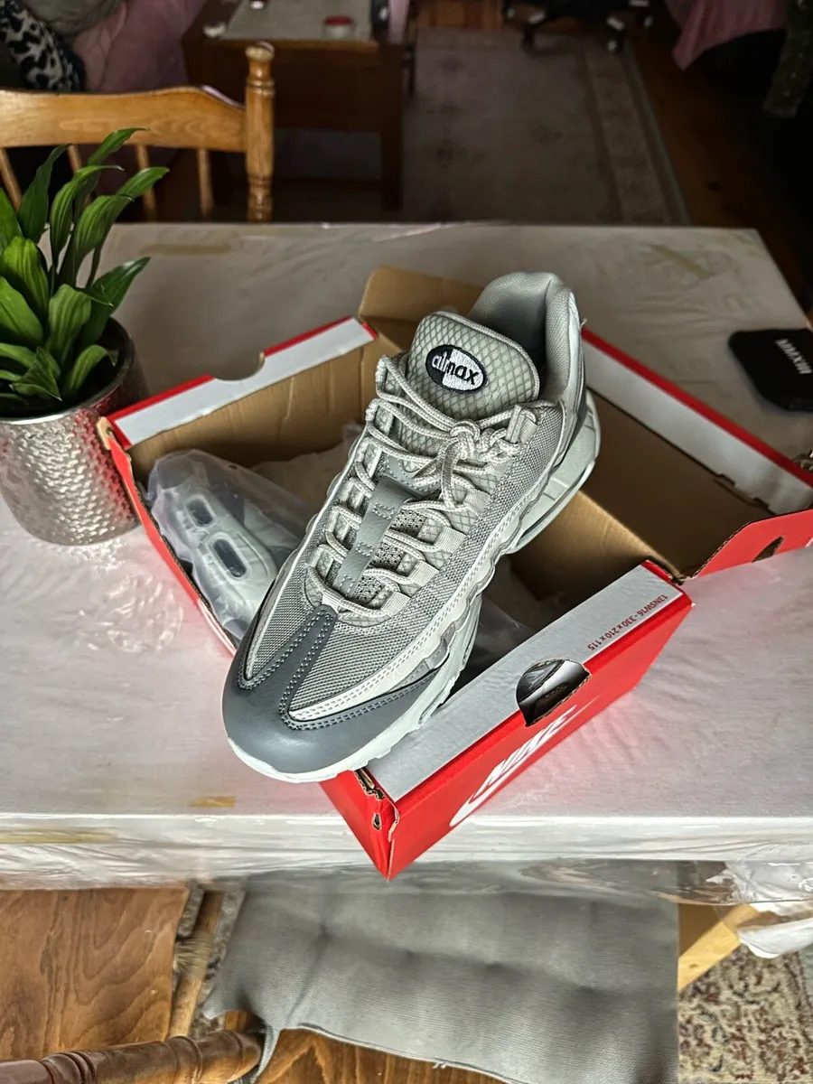 Nike AirMax 95 - Image 1